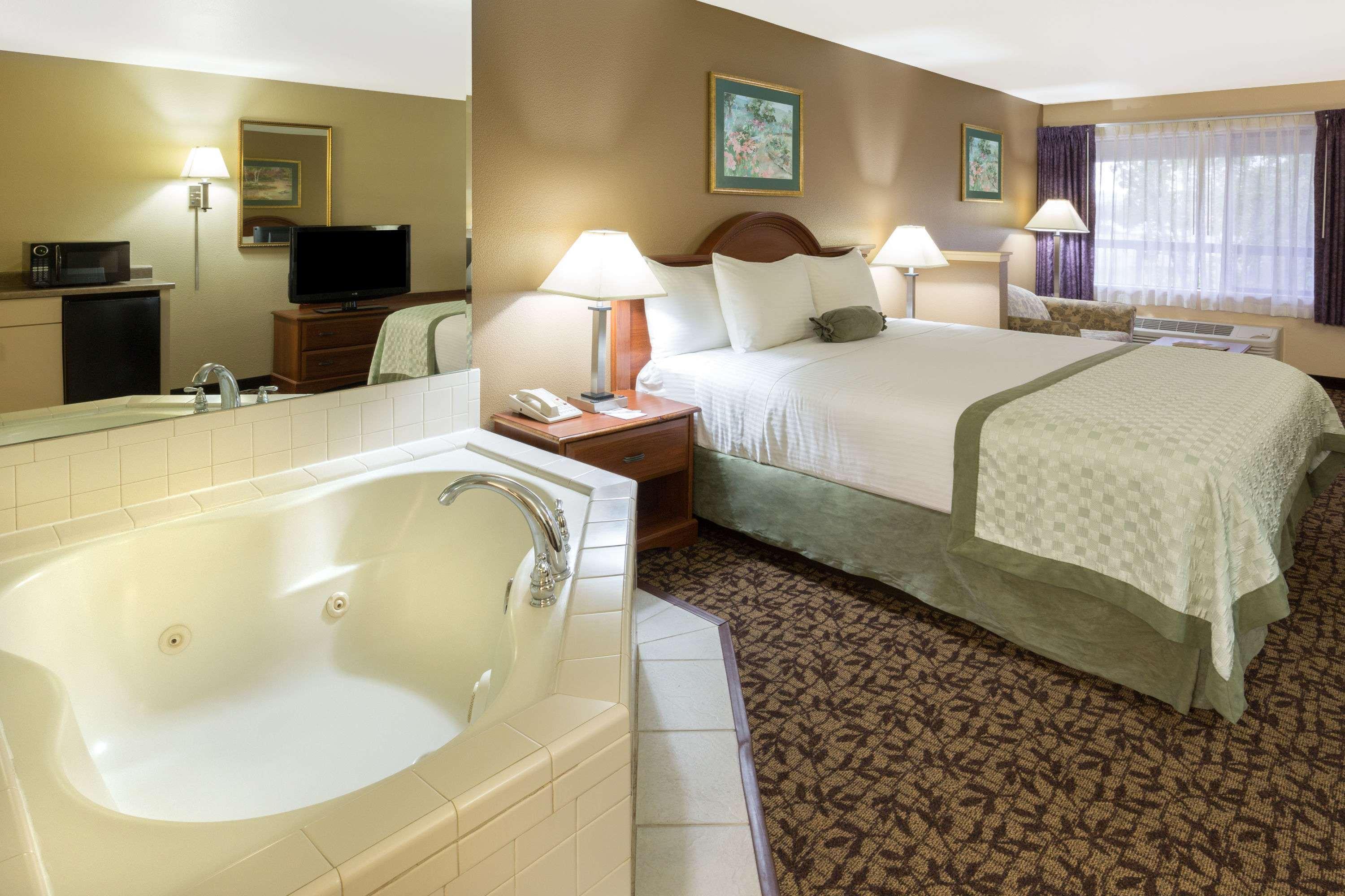 Hawthorn Suites By Wyndham Napa Valley Εξωτερικό φωτογραφία