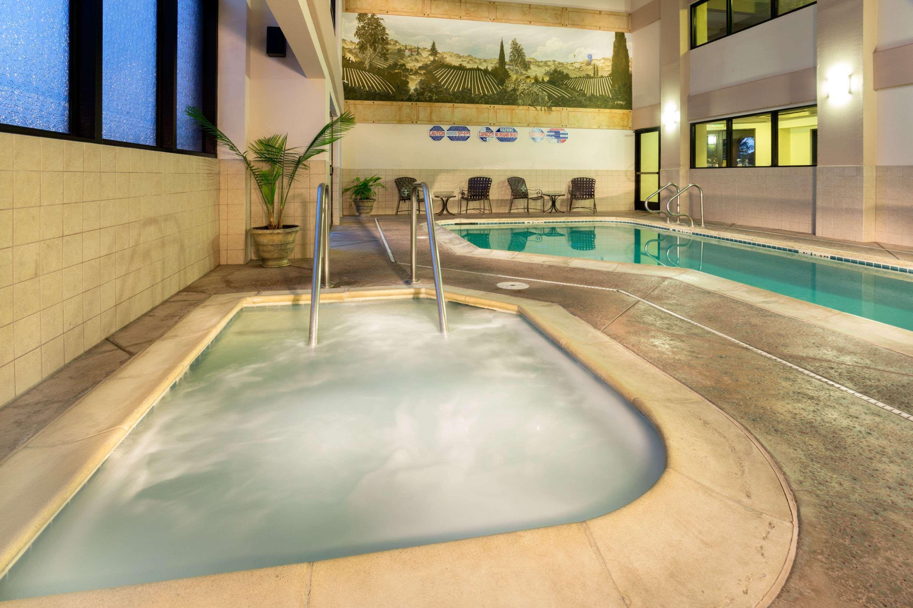 Hawthorn Suites By Wyndham Napa Valley Εξωτερικό φωτογραφία
