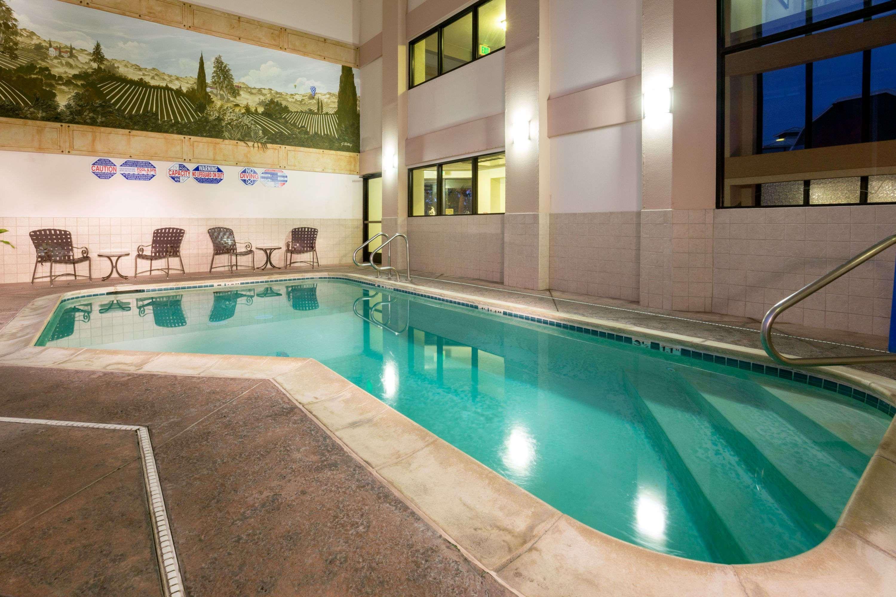 Hawthorn Suites By Wyndham Napa Valley Εξωτερικό φωτογραφία