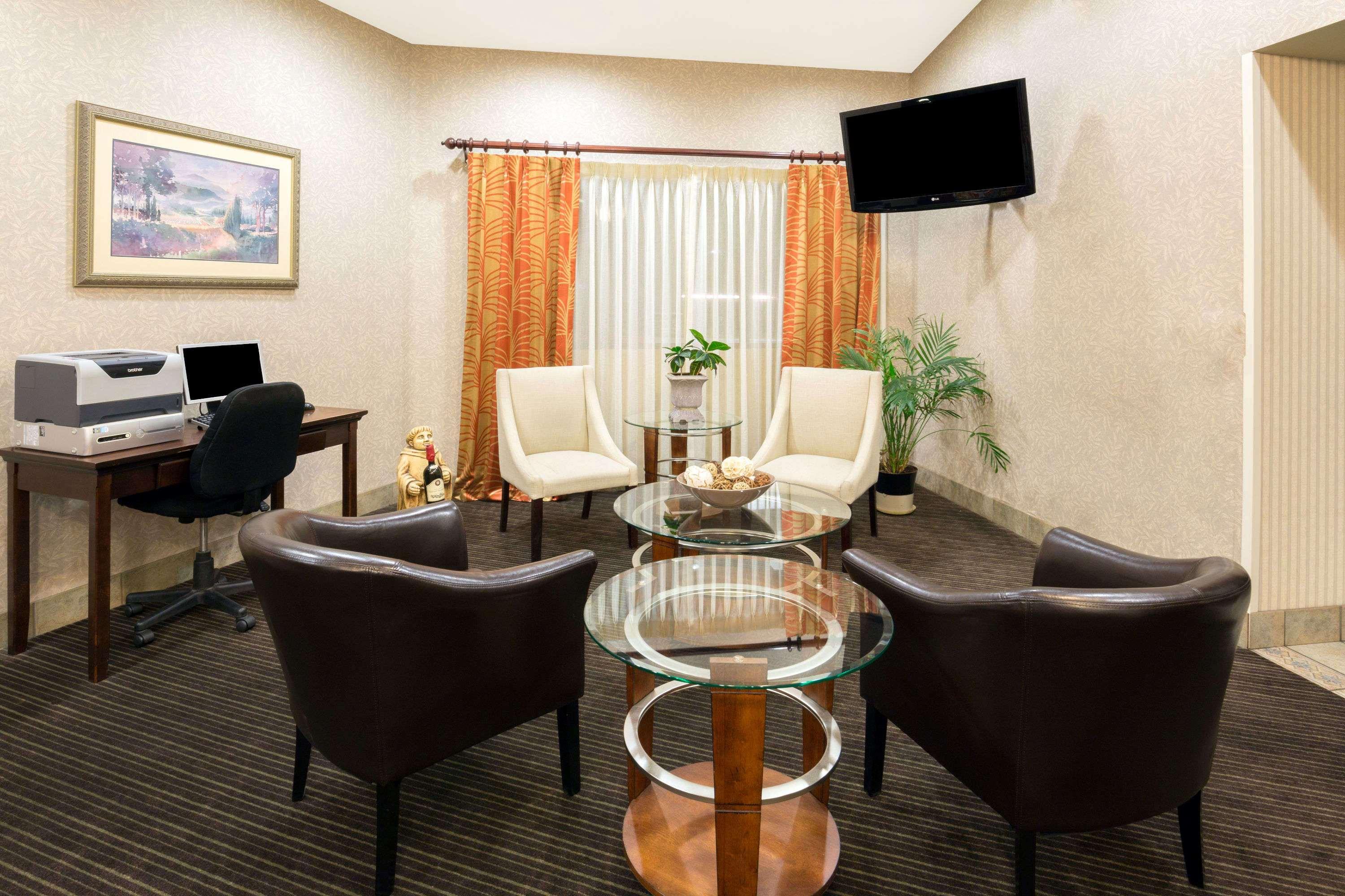 Hawthorn Suites By Wyndham Napa Valley Εξωτερικό φωτογραφία